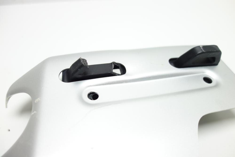 Preview: BMW R1300GS R 1300 GS Adventure ALU Kühlerblende Cover links