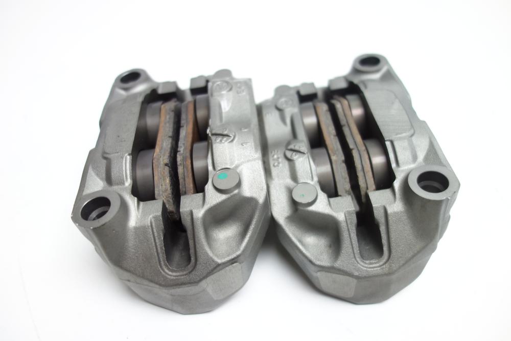 Preview: BMW R1300GS R 1300 GS Sport Bremssattel Bremszange vorne re li