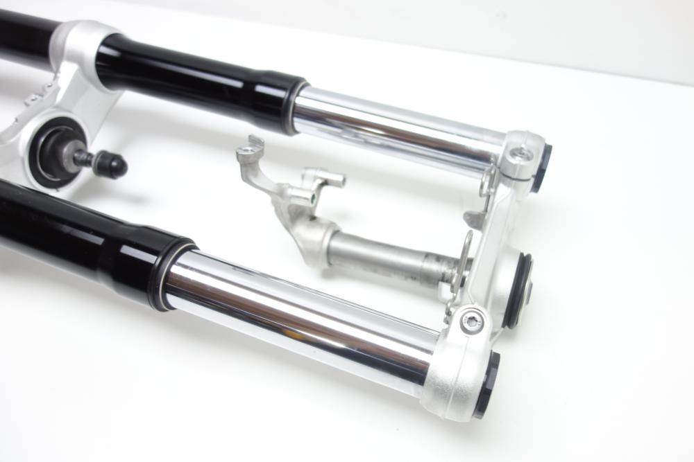 Preview: BMW R1300GS R 1300 GS Gabel Gabelholm Gabelbrücke
