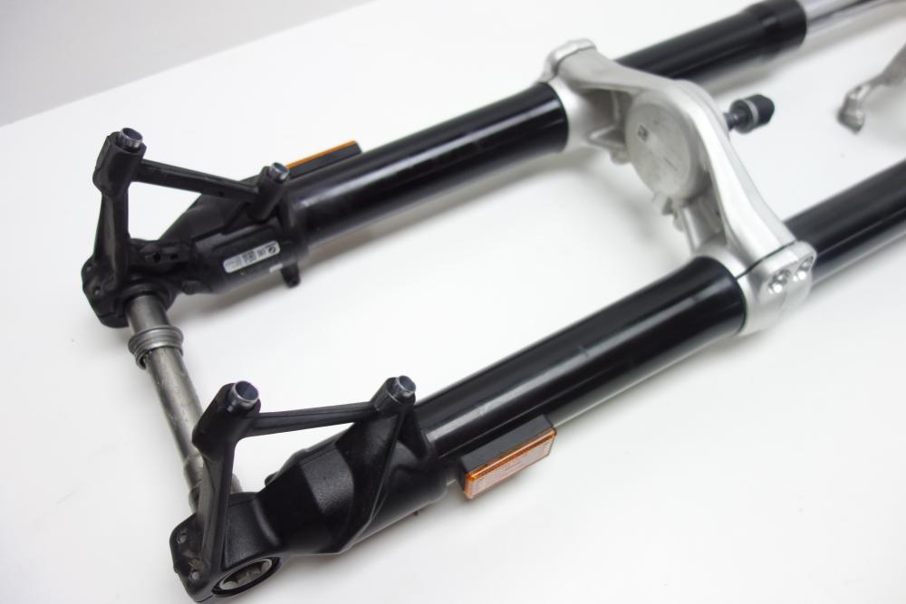 BMW R1300GS R 1300 GS Gabel Gabelholm Gabelbrücke