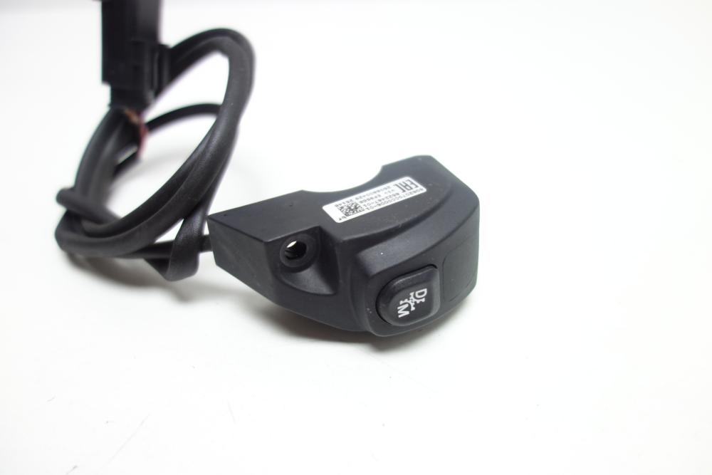 Preview: BMW R1300GS R 1300 GS Lenkerschalter links Getriebeschalter