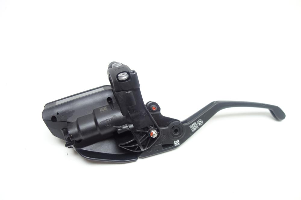 Preview: BMW R1300GS R 1300 GS Bremspumpe Bremszylinder vorne