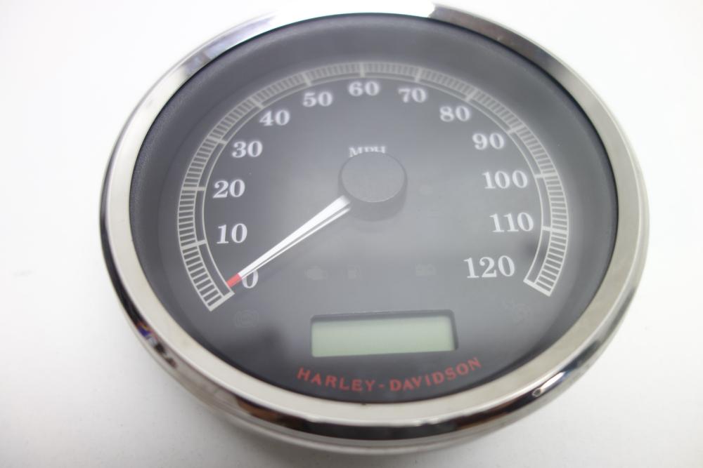 Preview: Harley Davidson Softail Fat Boy Tacho Cockpit