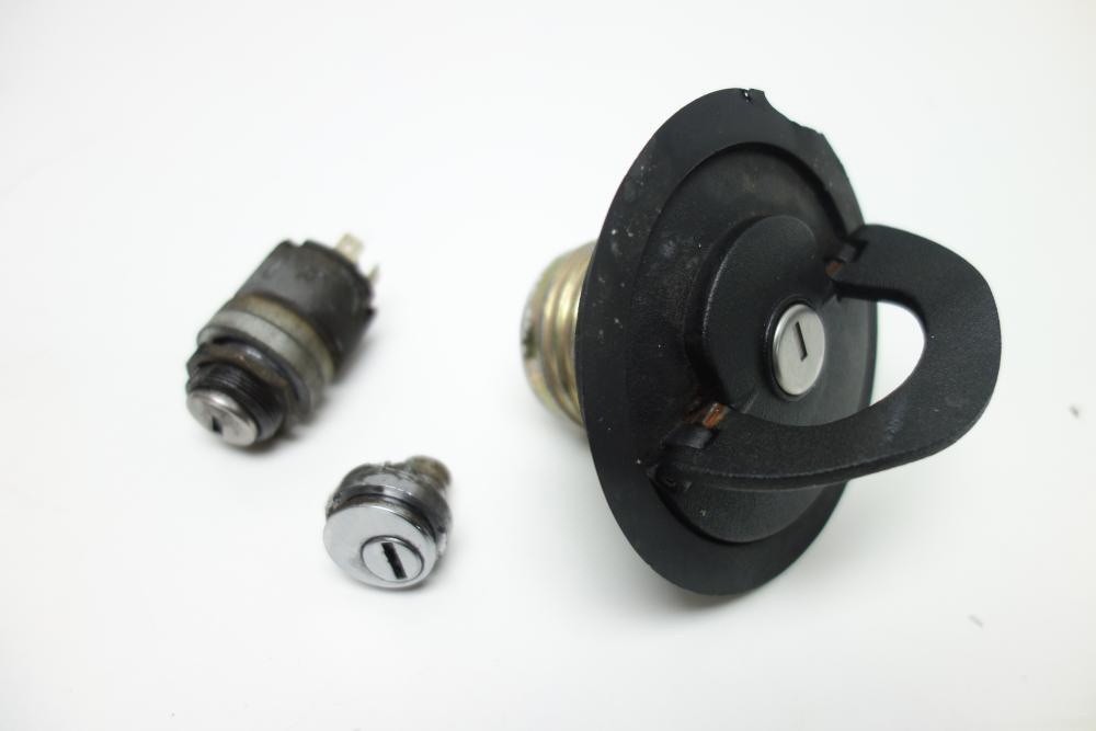 BMW R65LS R 65 LS 45 80 100 Schloss Schlosssatz Tankdeckel