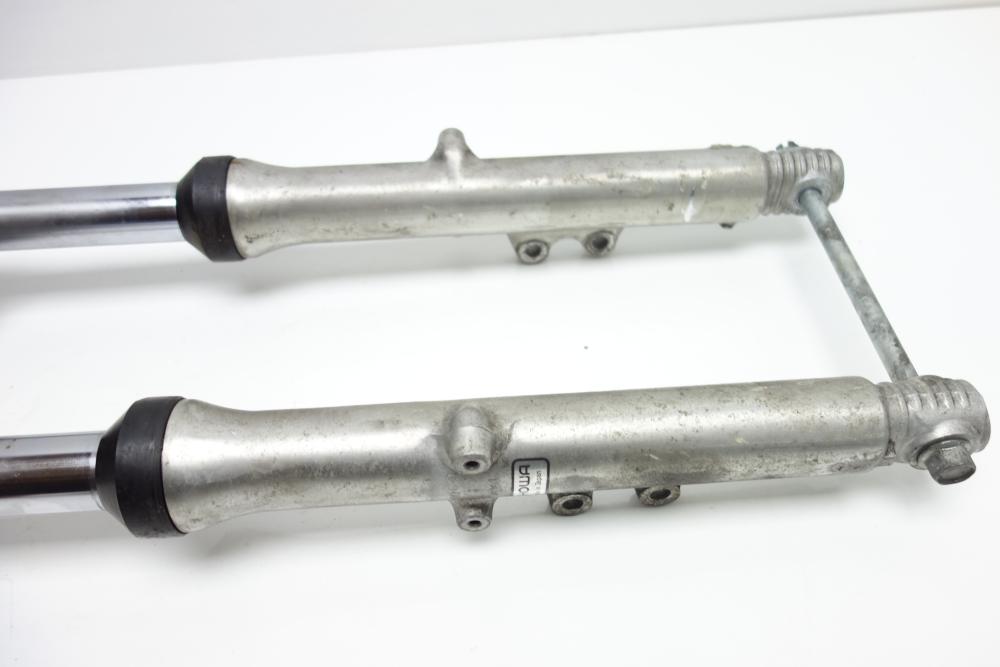 Preview: Yamaha RD 350 YPVS Gabel Gabelholm Gabelbrücke