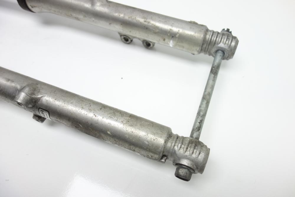 Preview: Yamaha RD 350 YPVS Gabel Gabelholm Gabelbrücke