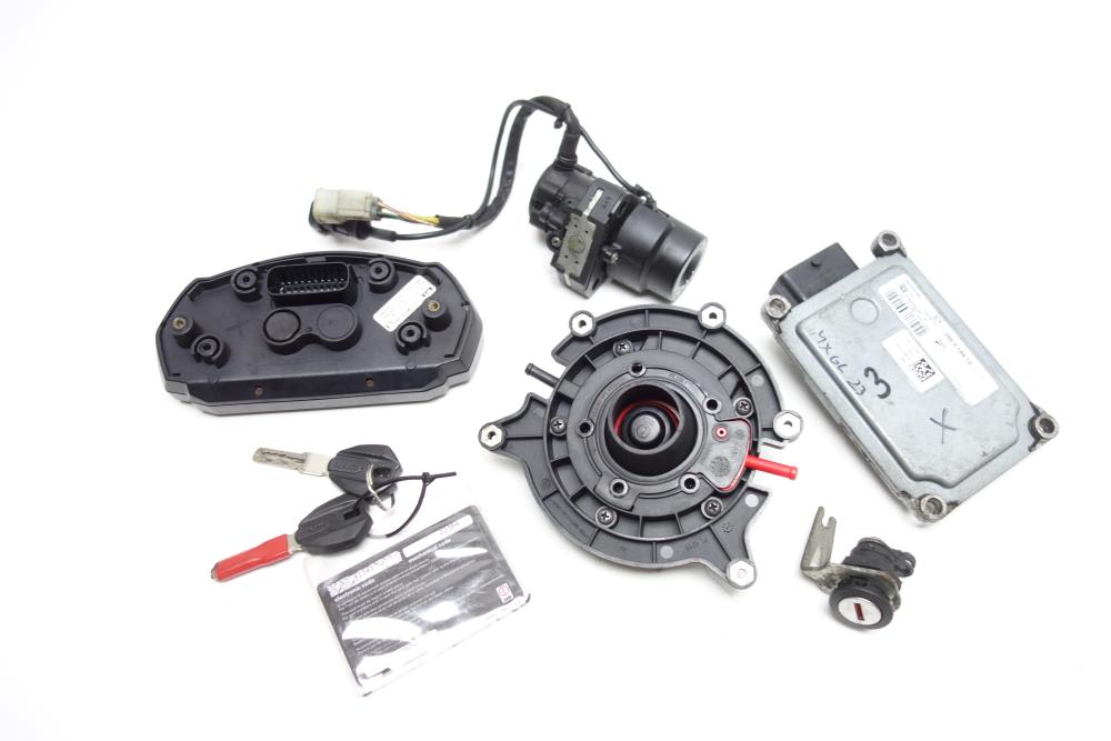 Ducati Monster 1100 Tacho Cockpit Schloss Schlossatz CDI