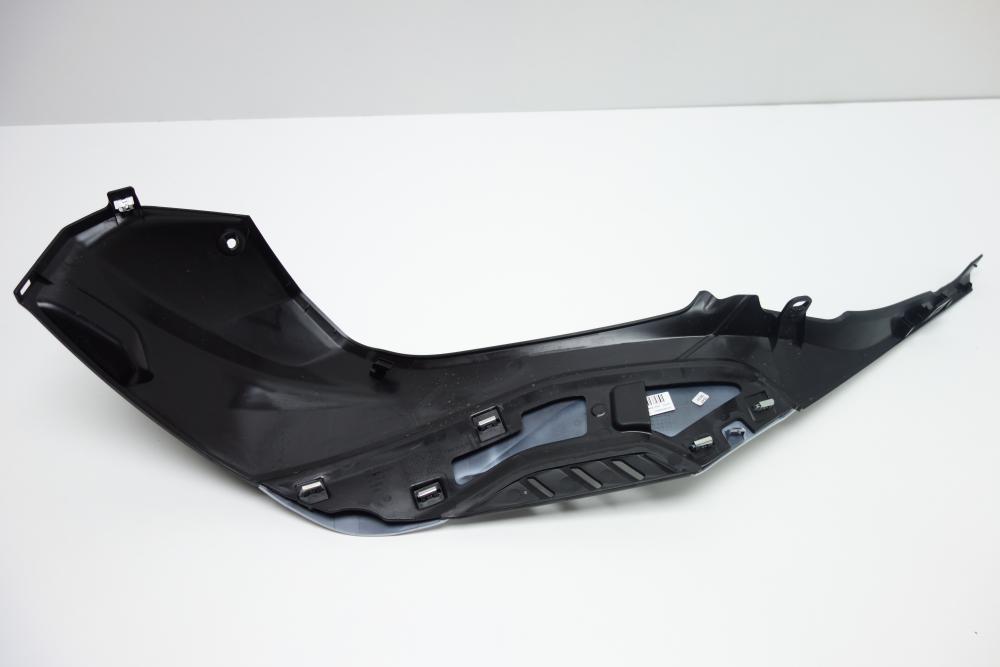 Preview: BMW S1000RR S 1000 RR K67 Tankblende Seitencover rechts