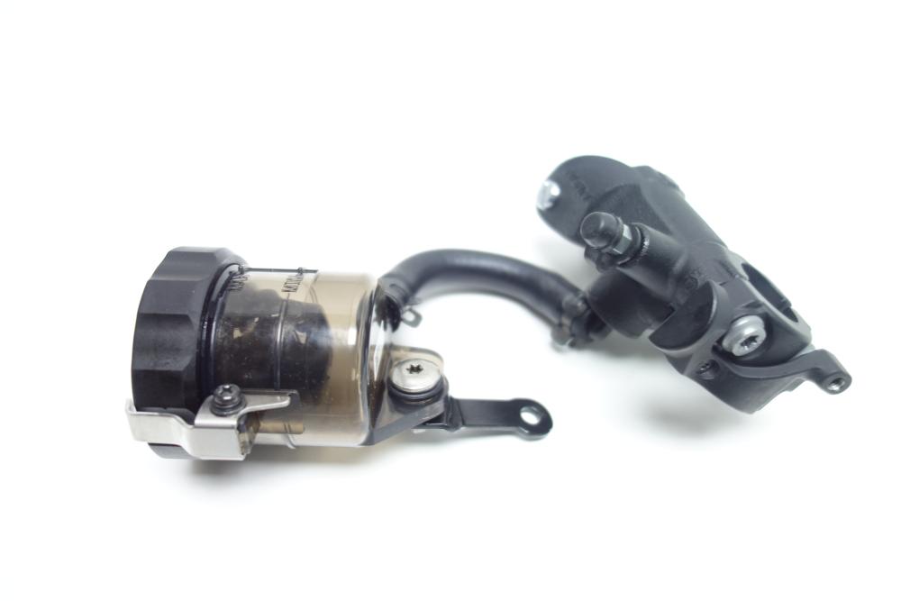 Preview: BMW S1000RR S 1000 RR K67 Bremspumpe Bremszylinder vorne