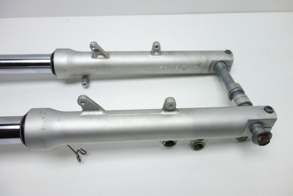 Preview: BMW F650CS F 650 CS Scarver Gabel Gabelholm Gabelbrücke