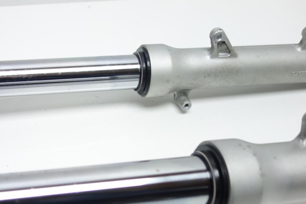 BMW F650CS F 650 CS Scarver Gabel Gabelholm Gabelbrücke