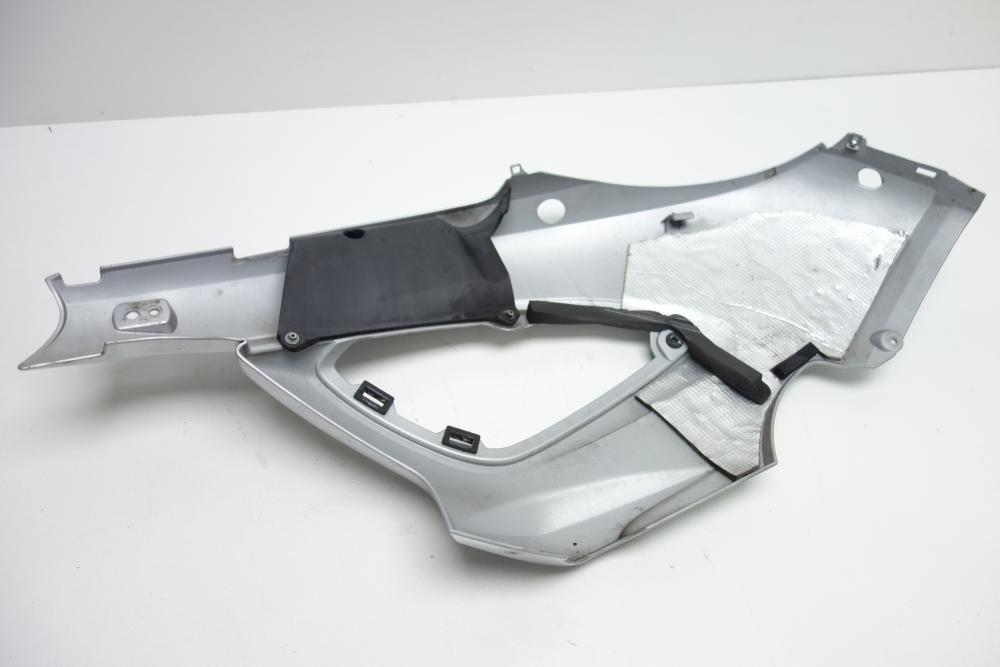 Preview: BMW F650CS F 650 CS Scarver Seitenteil Seitenverkleidung rechts