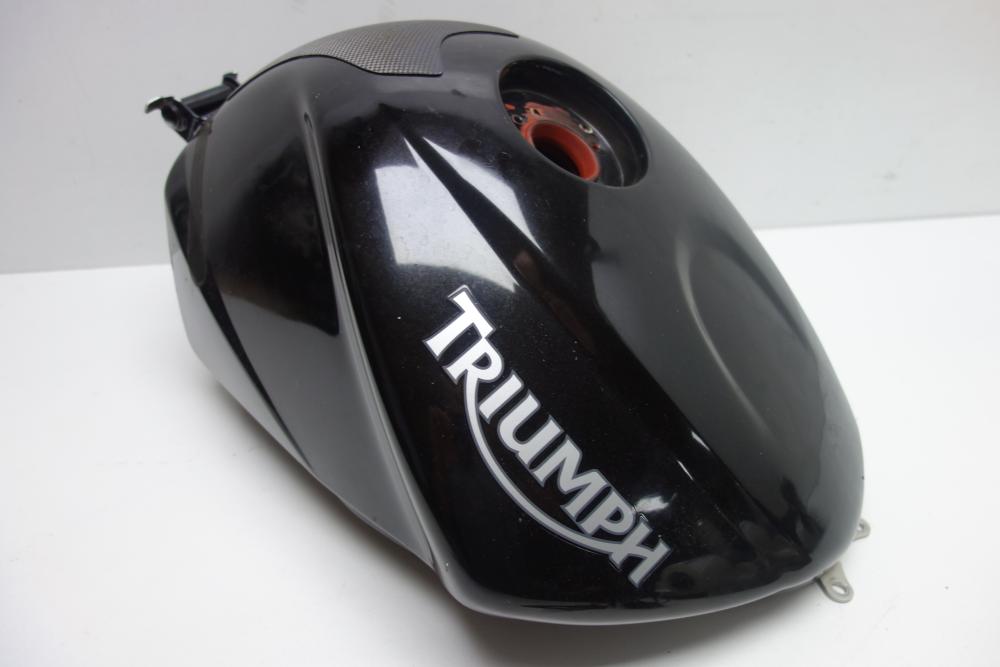 Preview: Triumph Street Triple 675 Tank