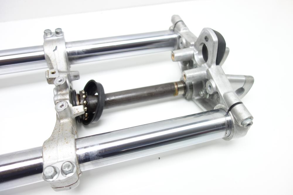 Preview: Suzuki SV 650 N Gabel Gabelholm Gabelbrücke