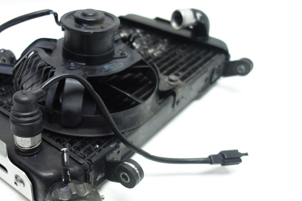 Suzuki SV 650 N Kühler