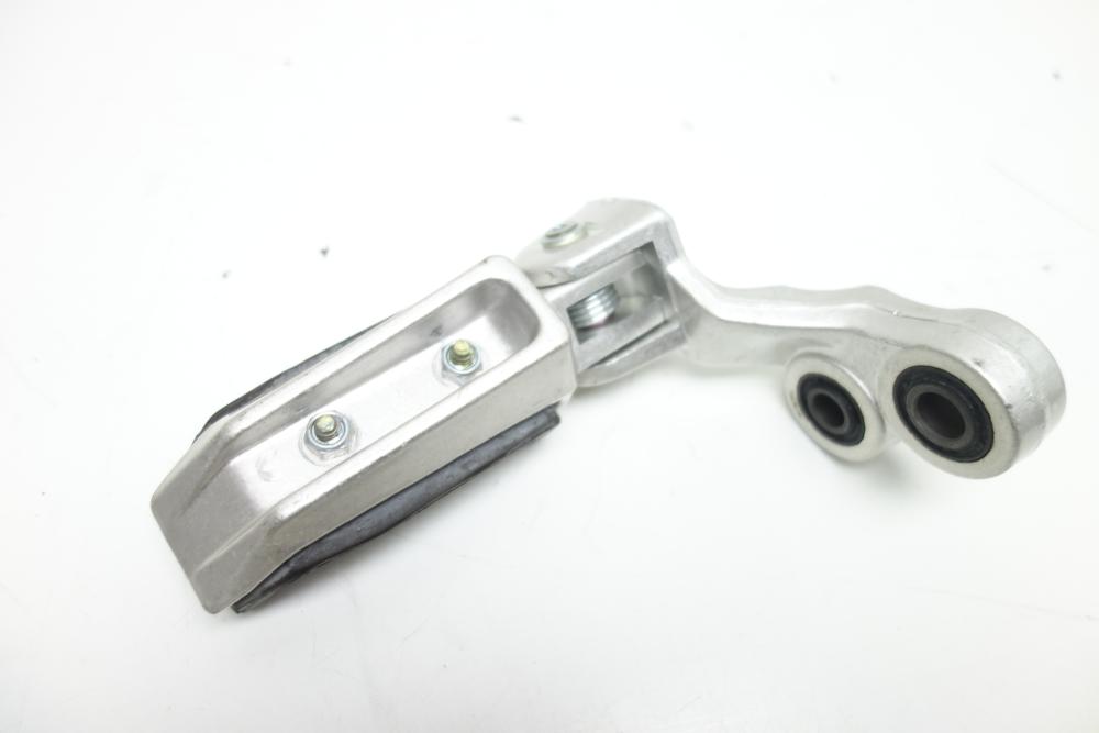 Preview: Yamaha XJ 900 Fahrerfußrastenanlage Fußraste links NEU