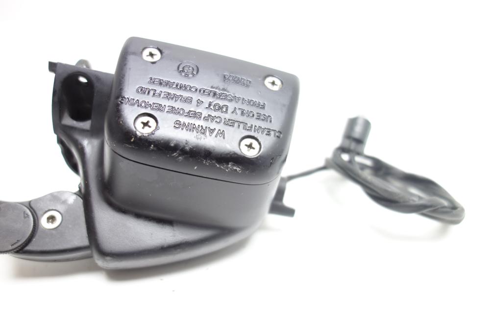 Preview: BMW R1150RS R 1150 RS Bremspumpe Bremszylinder vorne