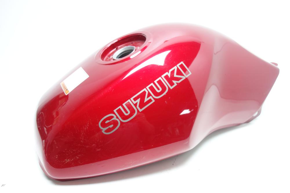 Suzuki VX 800 Tank