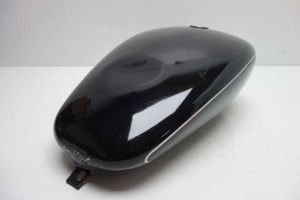 Preview: Suzuki VS 750 Tank