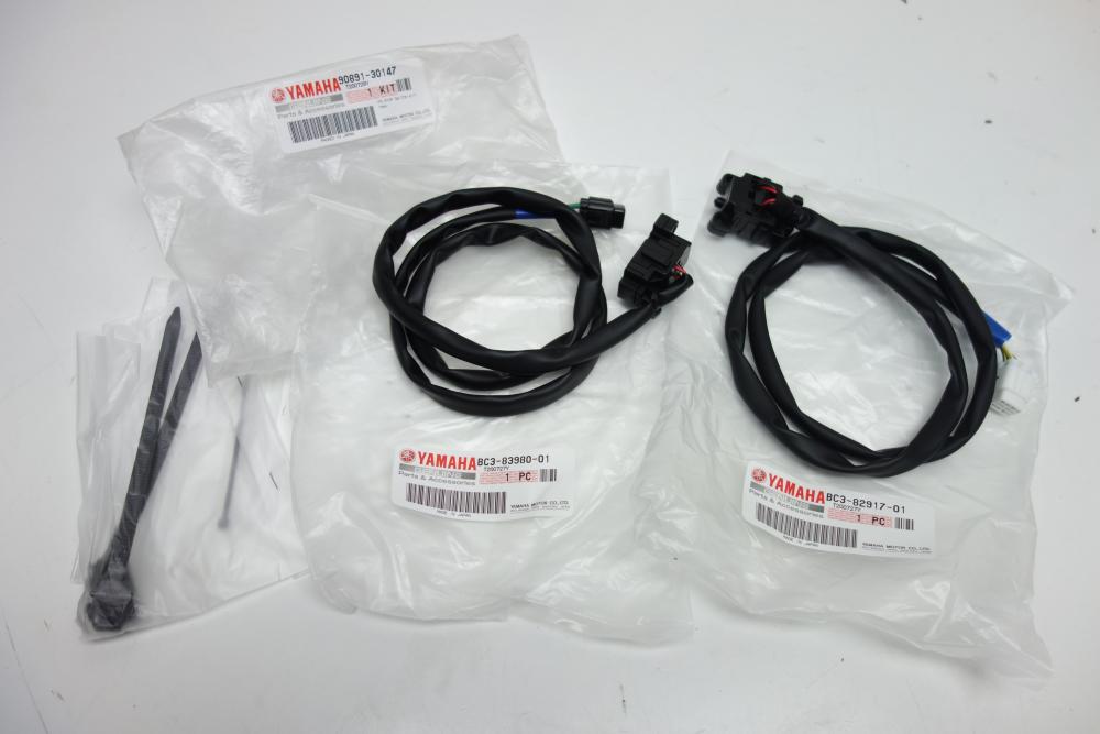 Yamaha TMax Bremsstoppschalter Satz 90891-30147 NEU