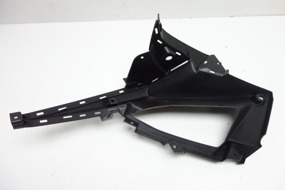 Preview: Yamaha YZF R 125 RE39 Seitenverkleidung vorne rechts