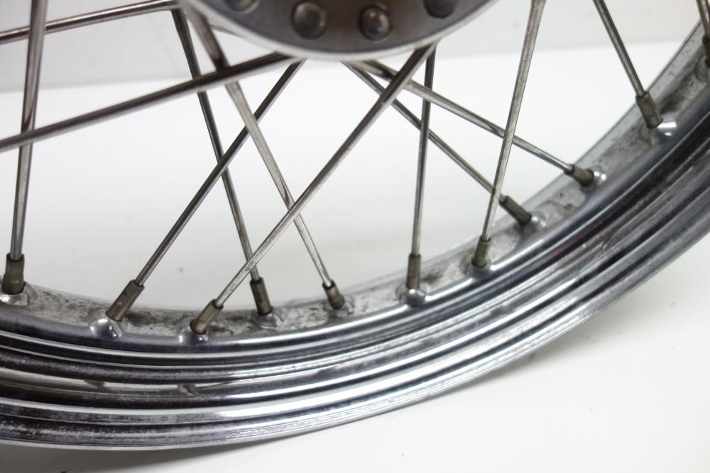 Triumph Thunderbird 900 Felge vorne Vorderrad Speichenfelge