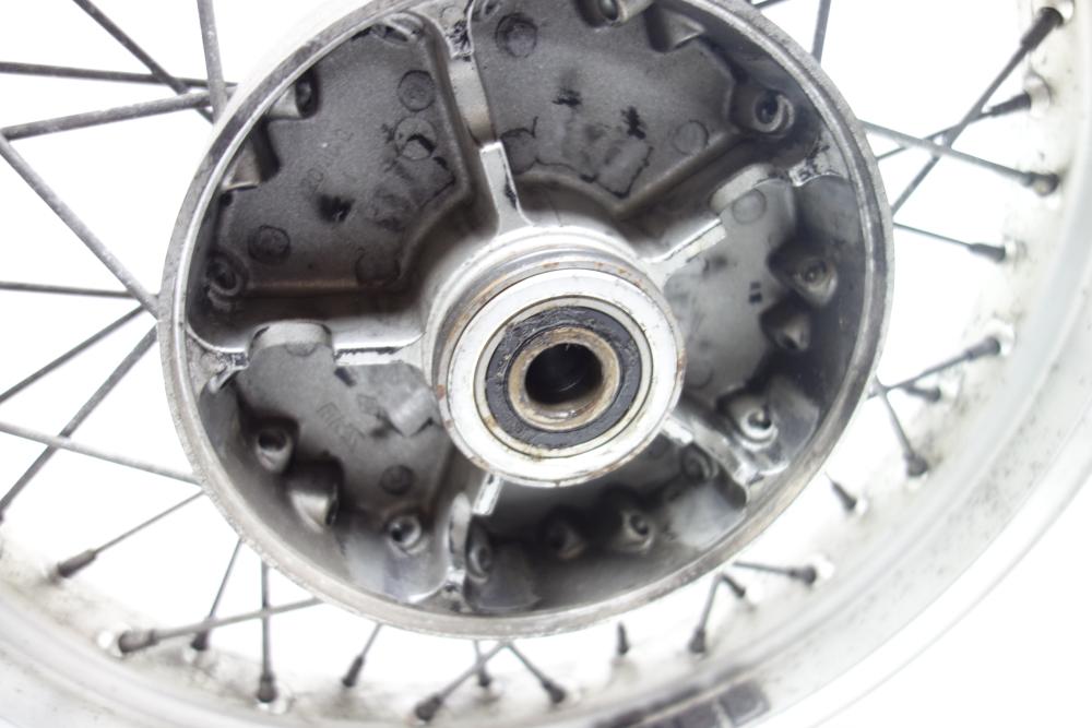 Triumph Tiger 900 T400 Felge hinten Hinterrad Speichenfelge