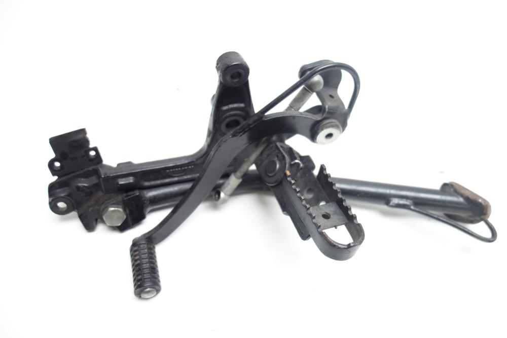 Triumph Tiger 900 T400 Fußrastenanlage Fußraste links Schalthebel