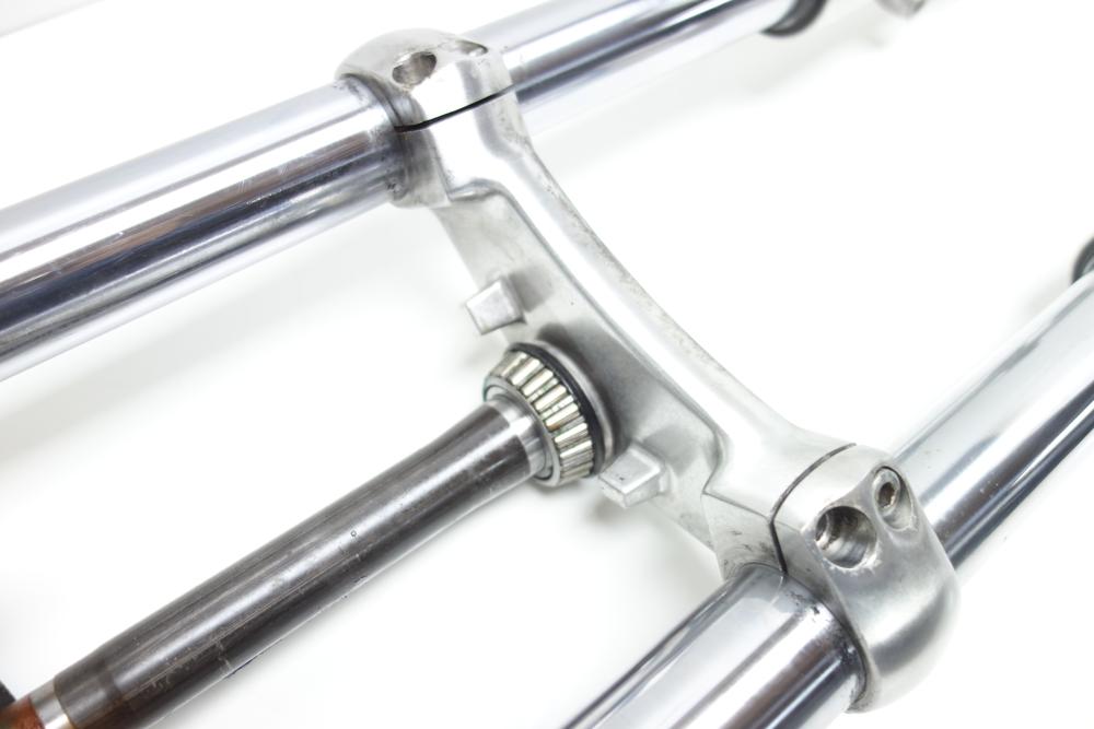 Preview: Triumph Thunderbird 900 Gabel Gabelbrücke Gabelholm