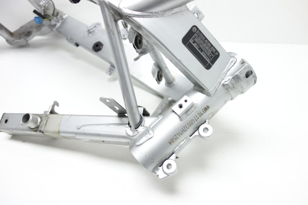 BMW F650CS F 650 CS Scarver Rahmen Frame Papiere 1. Hand