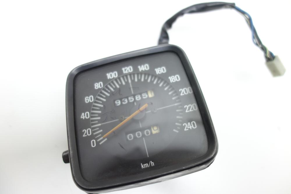 Preview: Yamaha XS 1100 Tacho