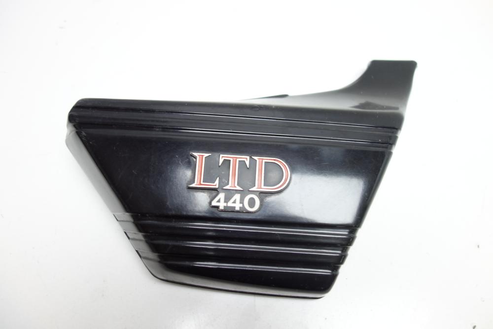 Kawasaki KZ 440 LTD Seitendeckel Blende rechts