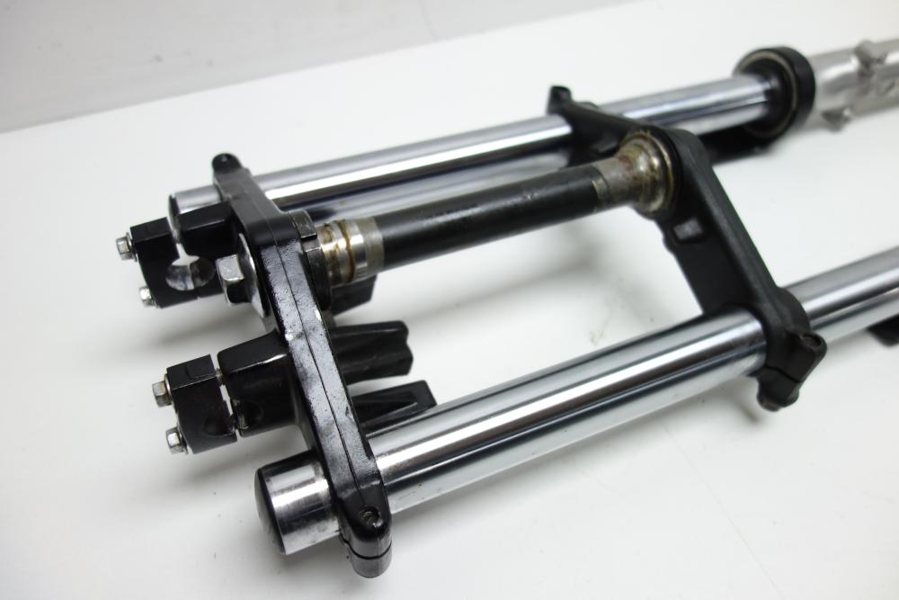 Kawasaki ER5 ER 5 Twister Gabel Gabelholm Gabelbrücke