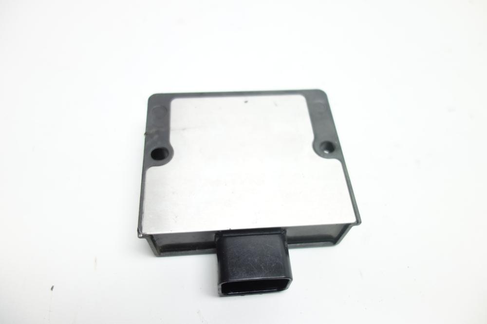 Preview: Kawasaki Versys 650 Spannungsregler Gleichrichter