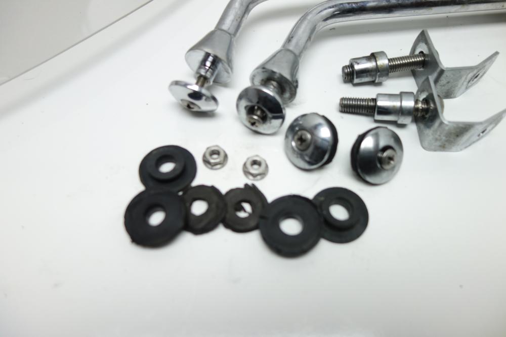 Preview: Triumph Thunderbird 900 Windschild Scheibe Halter