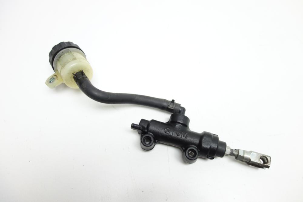 Triumph Street Triple 675 Bremspumpe Bremszylinder hinten