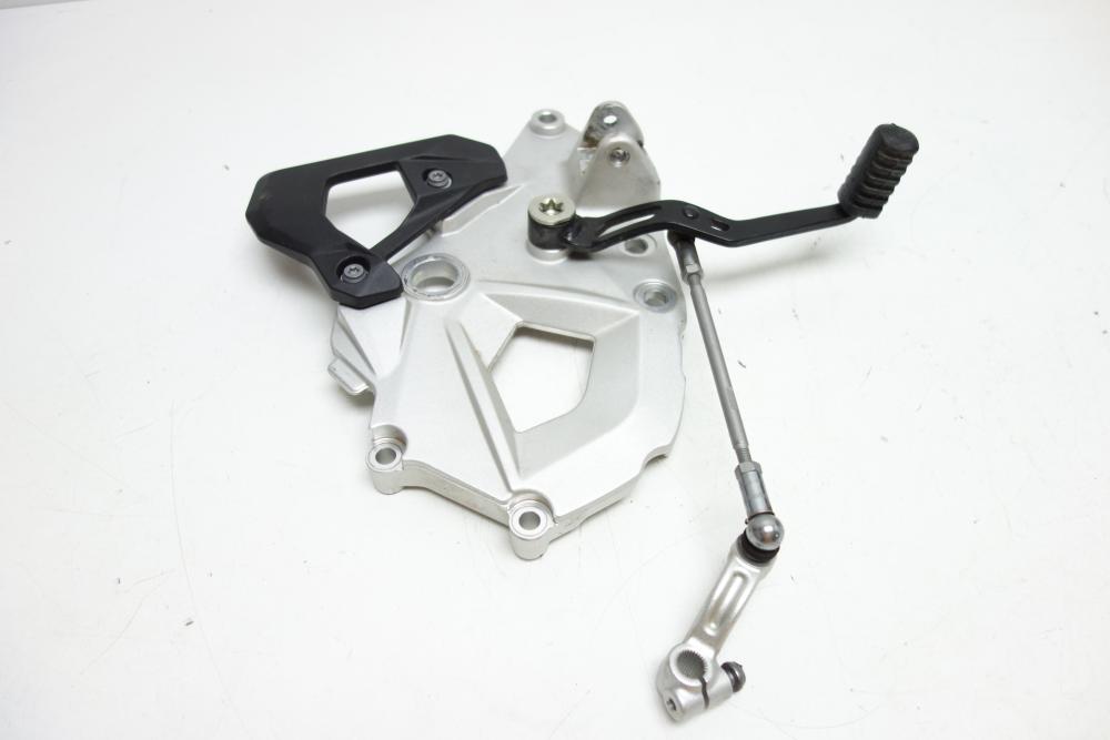 BMW F750GS F 750 850 GS Fußrastenträger links Schalthebel