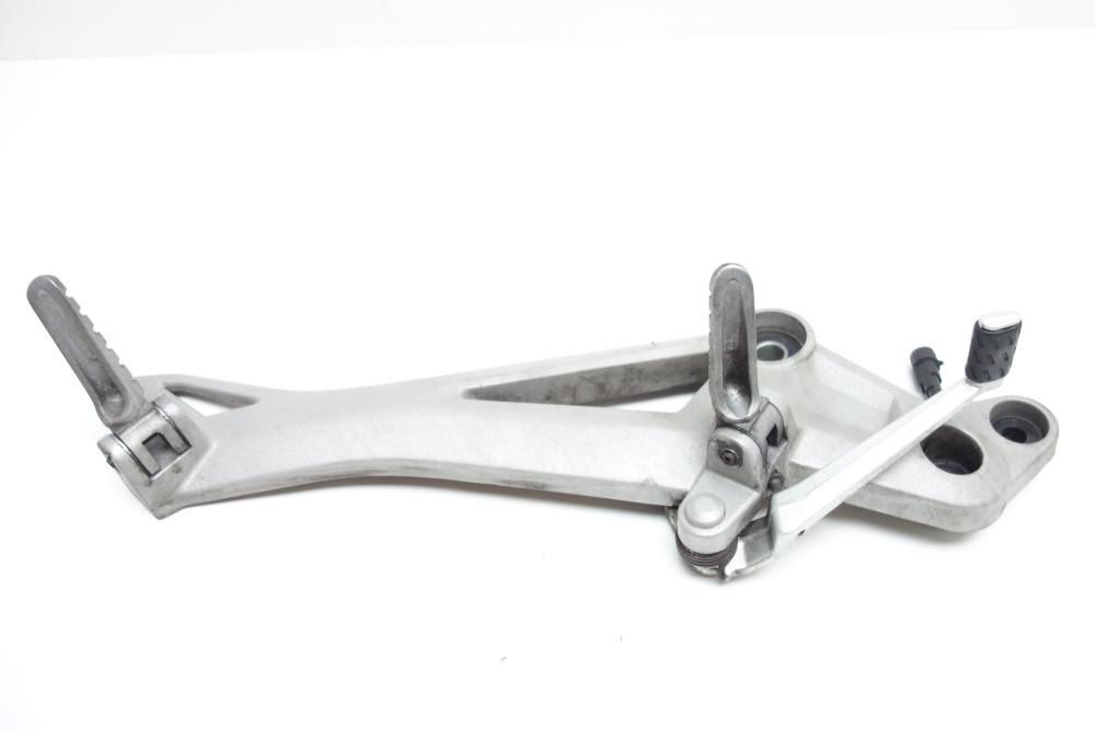 Preview: Ducati Monster 1100 Fußrastenanlage Fußraste rechts Bremspedal