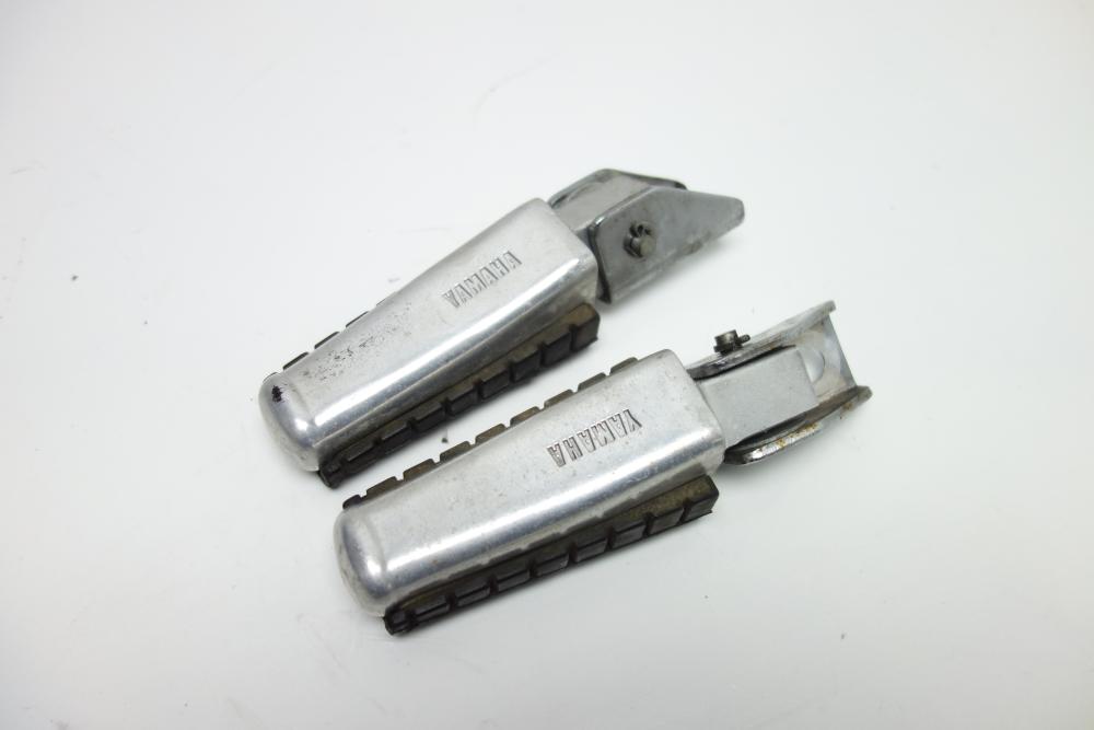 Preview: Yamaha XV 535 Virago Soziusfußraste rechts links