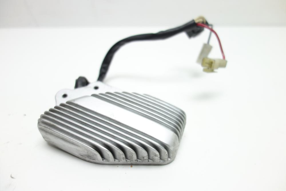 Preview: Yamaha XV 535 Virago Spannungsregler Gleichrichter