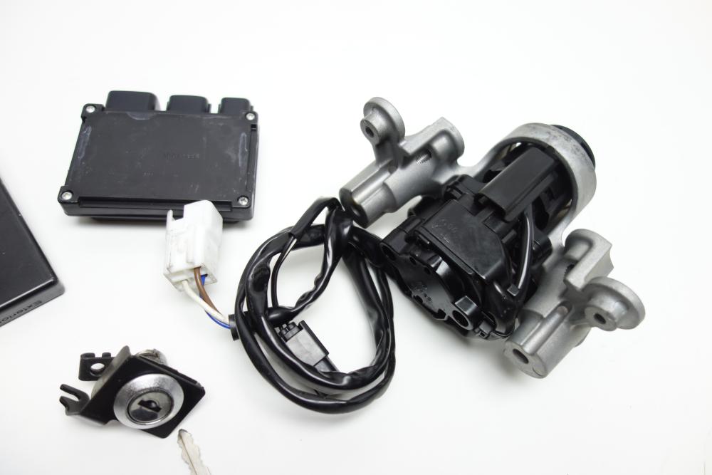 Kawasaki Z900 Z 900 Schloss Schlosssatz CDI Steuergerät