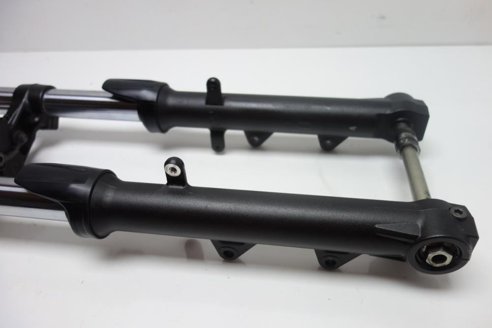 Yamaha XSR 700 Gabel Gabelholm Gabelbrücke