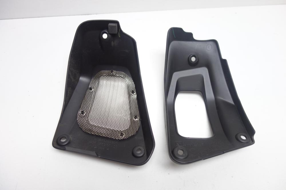 Preview: Yamaha XSR 700 Blende Cover rechts links