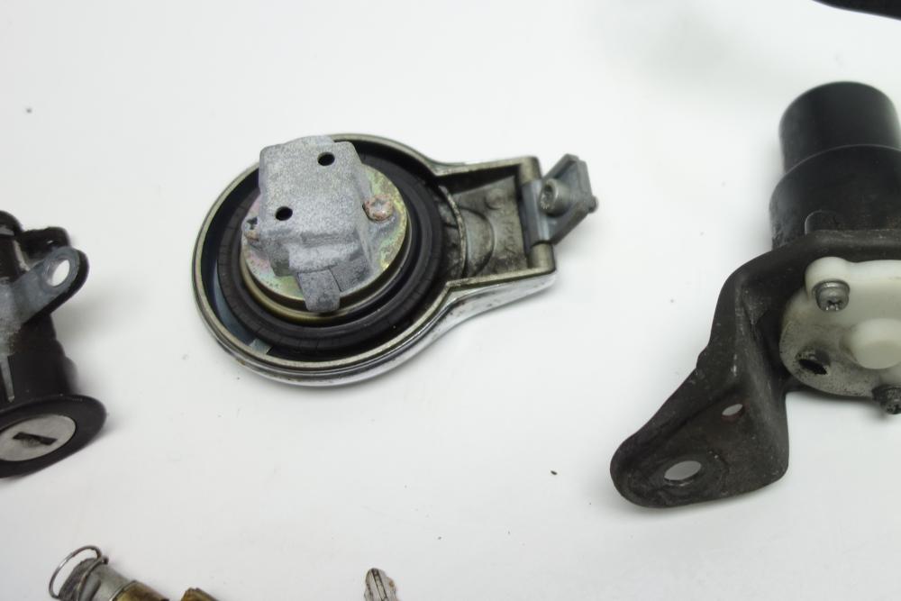 Yamaha XV 535 Virago Schlosssatz Schloss Tankdeckel