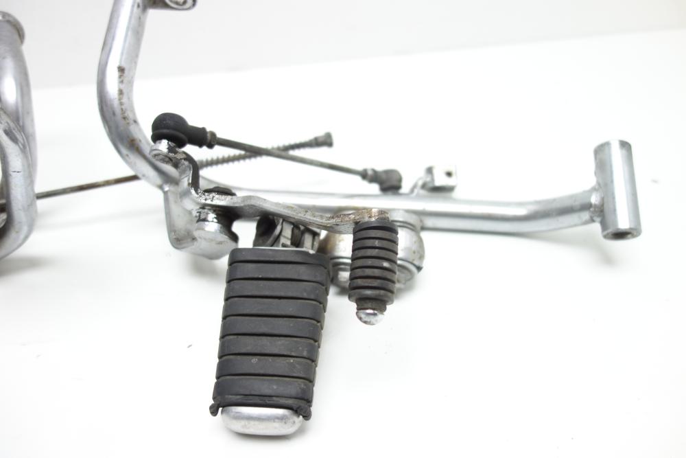 Preview: Yamaha XV 535 Virago Fußrastenanlage Fußraste rechts links