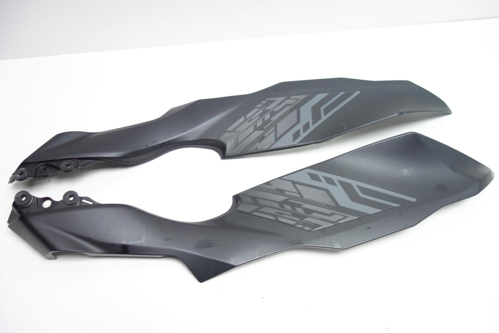 Kaswasaki Z125 Z 125 Seitenteil Blende rechts links