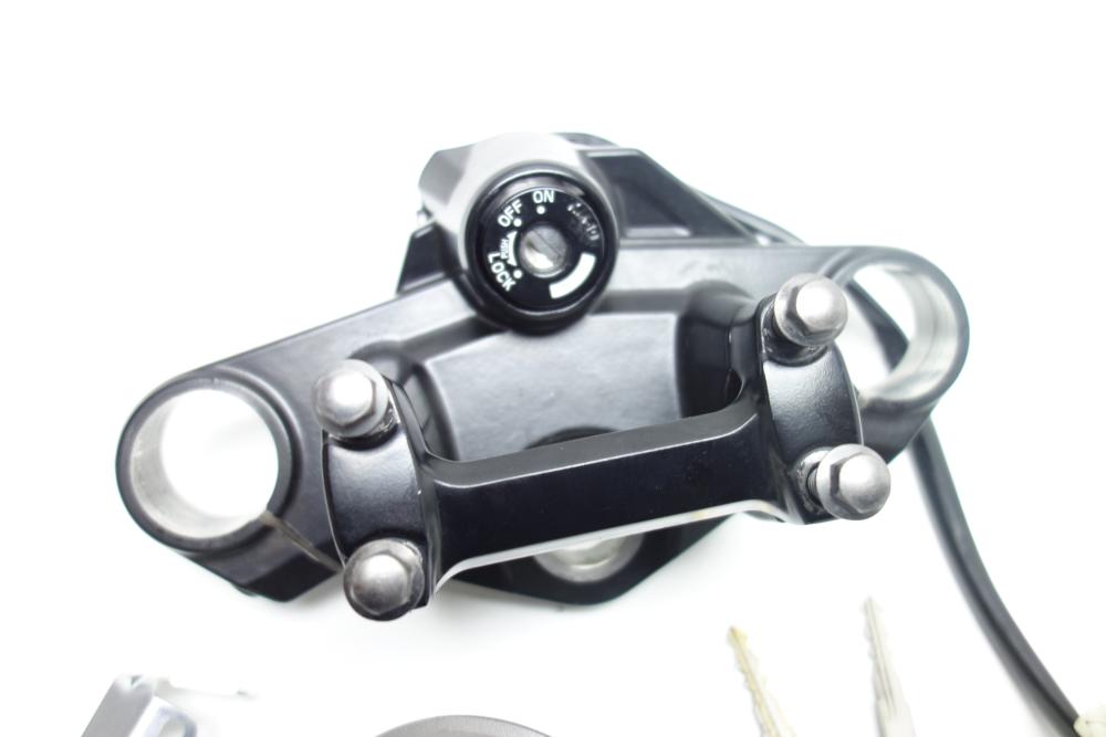 Preview: Kawasaki Z125 Z 125 Schloss Schlosssatz Tankdeckel