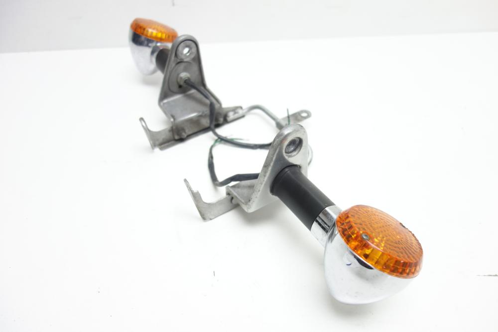 Preview: Kawasaki Zephyr 750 Frontträger Blinker vorne