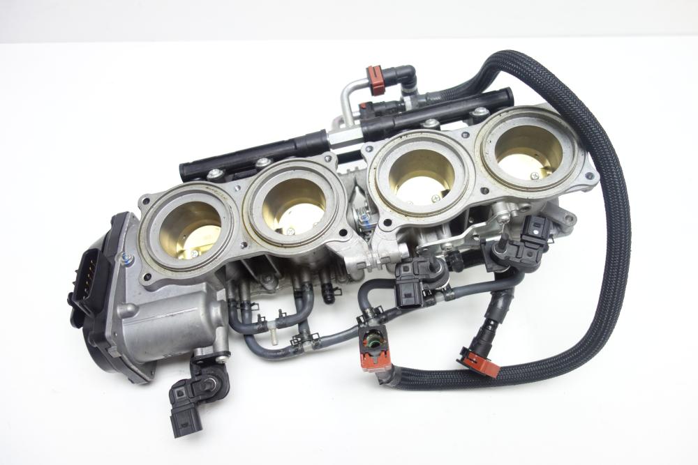 Kawasaki ZH2 Z H2 Einspritzanlage Drosselklappe