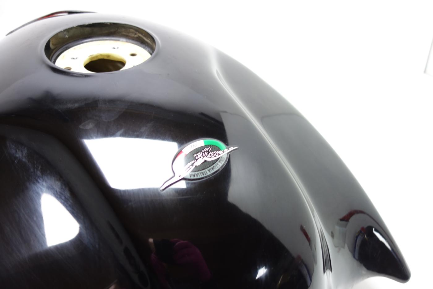 Moto Guzzi Breva 1100 Tank